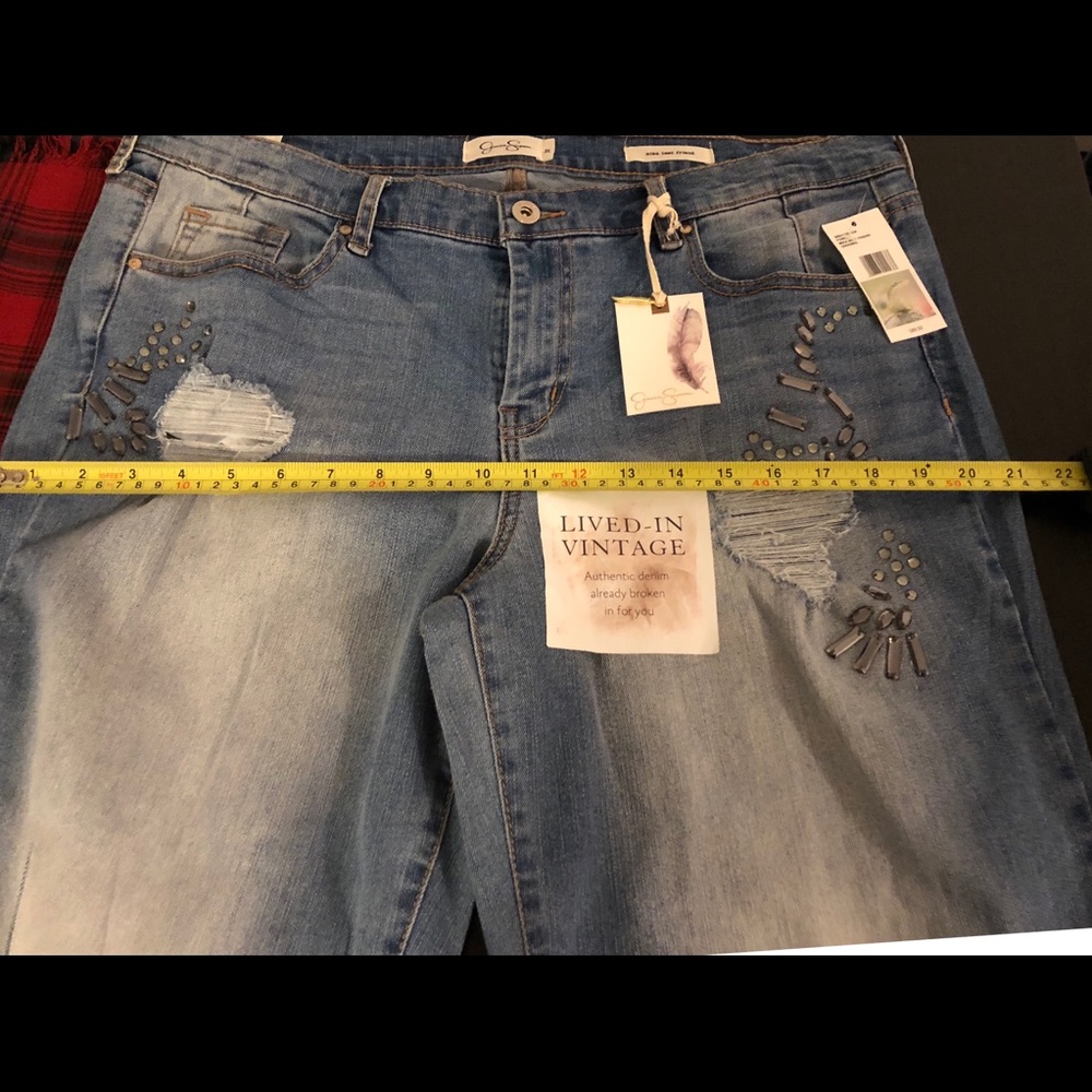 Jessica Simpson Lived in Vintage ripped Jeans. - Picture 7 of 8